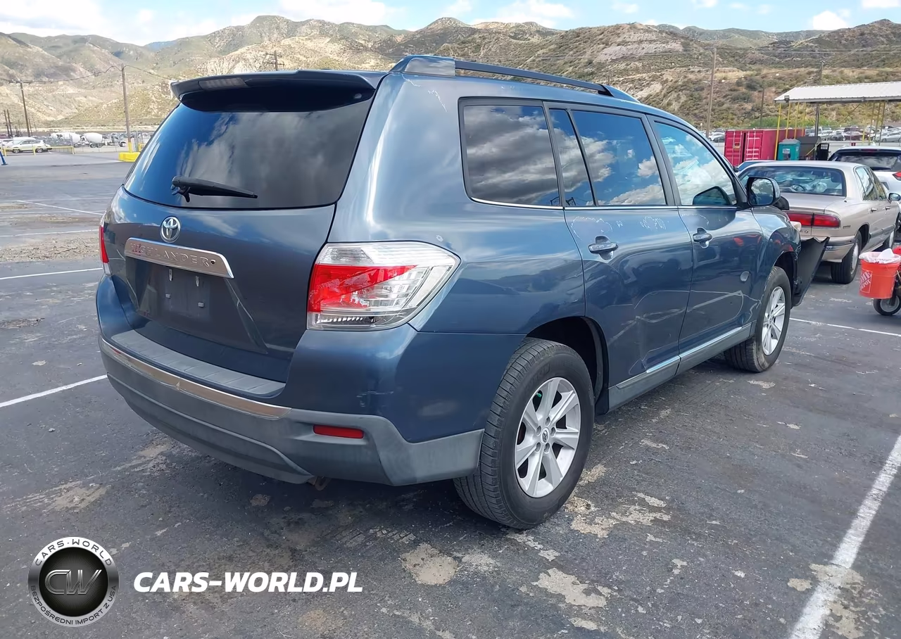 2012 Toyota Highlander Base V6 VIN:5TDZK3EH8CS089495 - 4