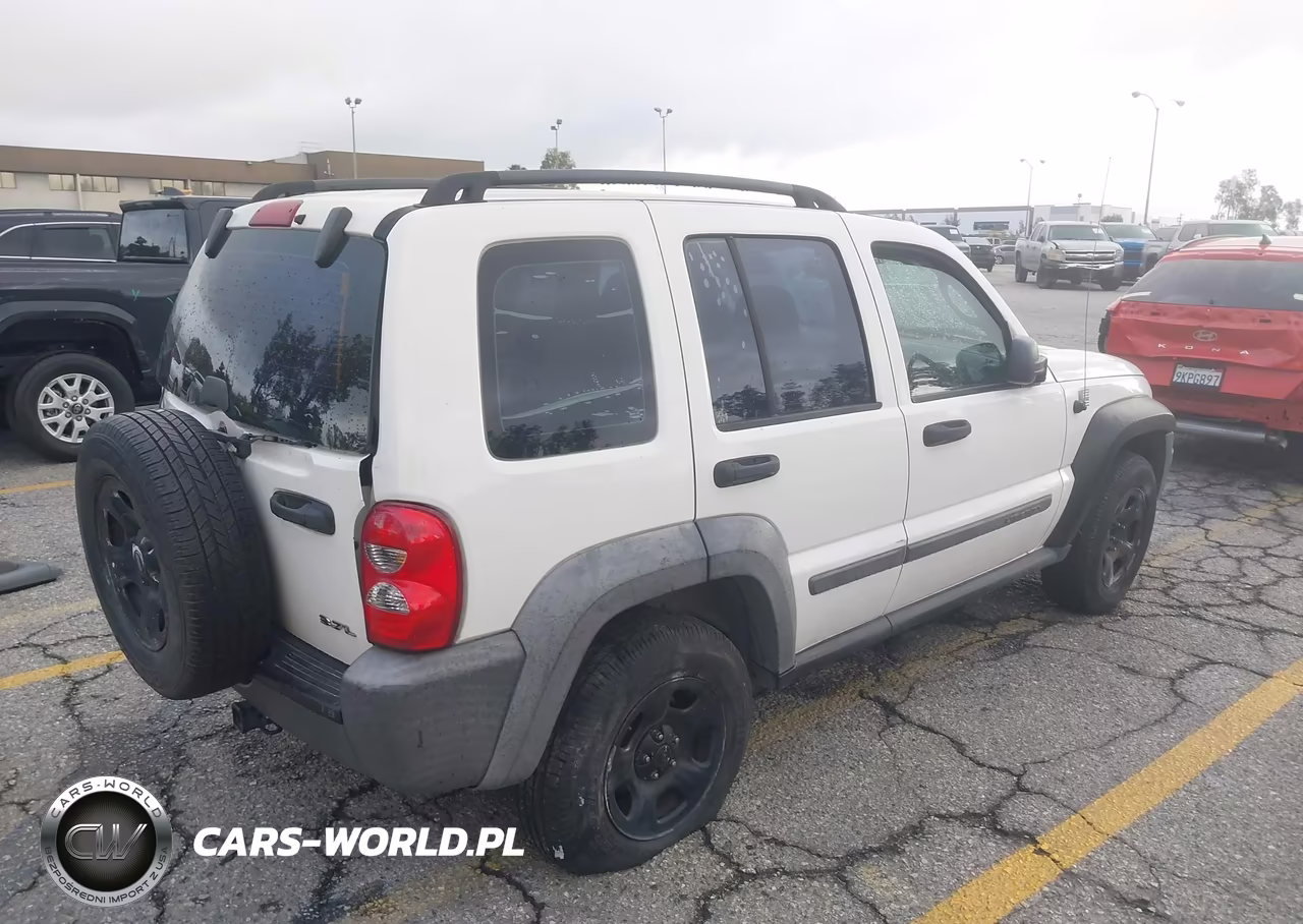 2007 Jeep Liberty Sport VIN:1J4GK48K07W631306 - 4