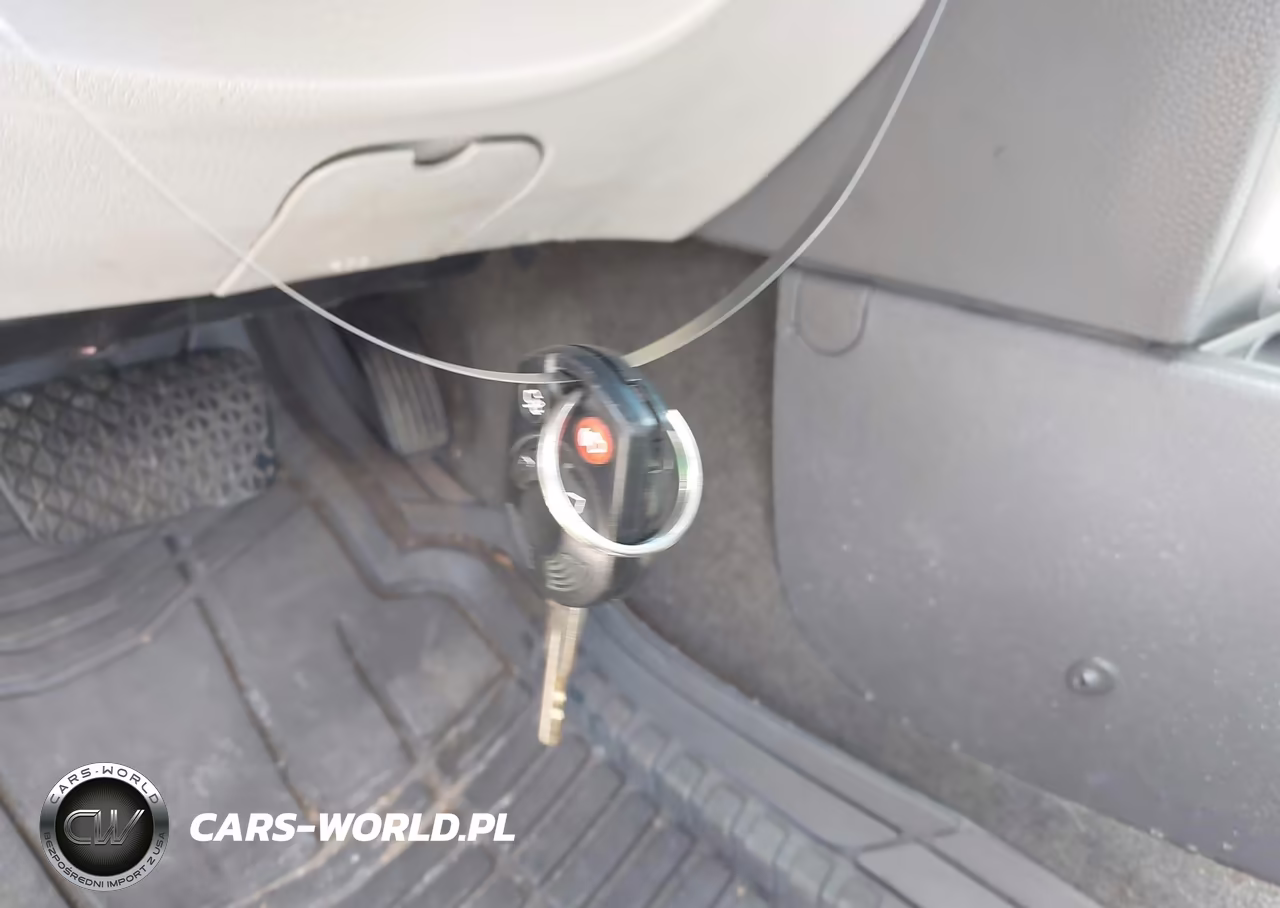 2012 Ford Fusion Hybrid VIN:3FADP0L35CR242053 - 11