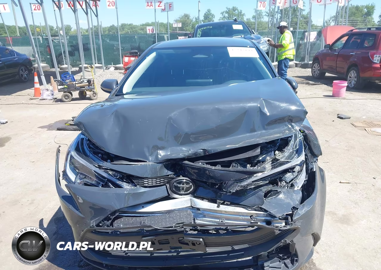 2026 Toyota Corolla Hybrid Hybrid Le VIN:JTDBCMFE3T3119500 - 12