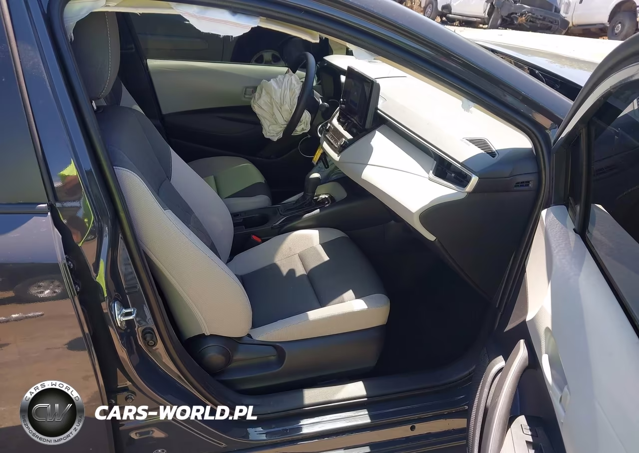 2026 Toyota Corolla Hybrid Hybrid Le VIN:JTDBCMFE3T3119500 - 5