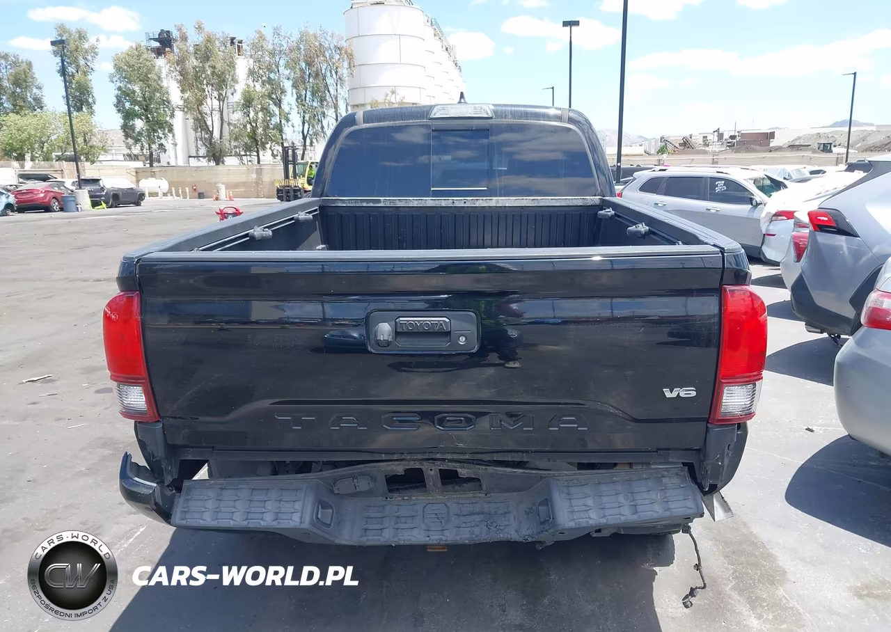 2018 Toyota Tacoma Trd Sport VIN:3TMDZ5BN3JM054100 - 17