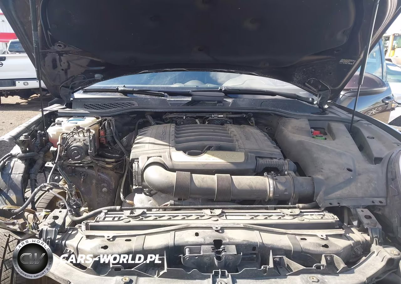 2018 Porsche Cayenne Platinum Edition VIN:WP1AA2A24JKA02402 - 10
