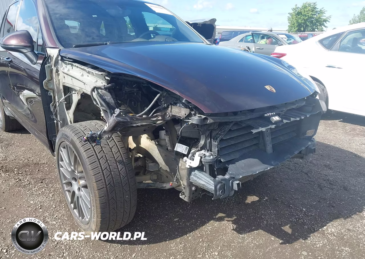 2018 Porsche Cayenne Platinum Edition VIN:WP1AA2A24JKA02402 - 6