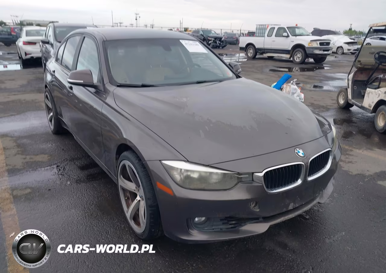 2013 BMW 328I – zdjęcie 1 z 17
