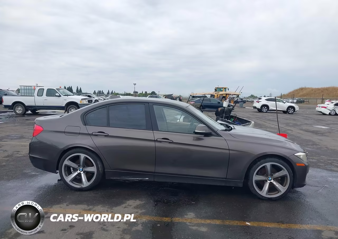 2013 BMW 328I VIN:WBA3A5C5XDF354896 - 14