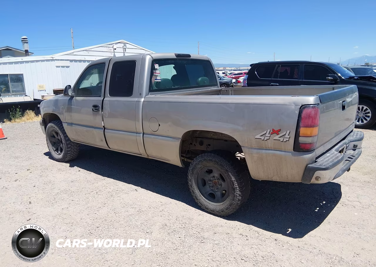 2002 Chevrolet Silverado 1500 VIN:2GCEK19T721390878 - 3