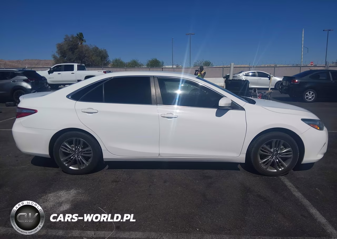 2016 Toyota Camry Se VIN:4T1BF1FK2GU263112 - 13