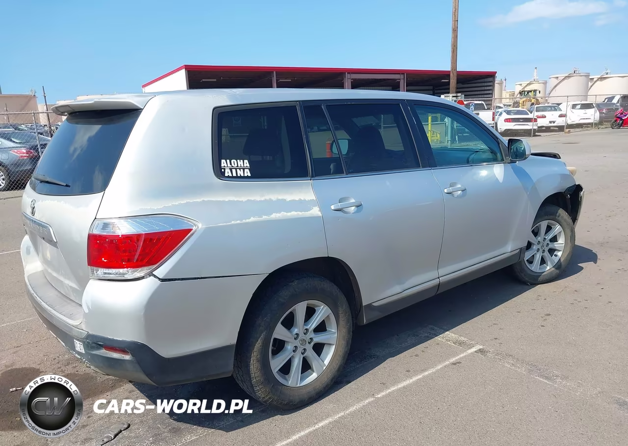 2013 Toyota Highlander Base Plus VIN:5TDZA3EH0DS031577 - 4