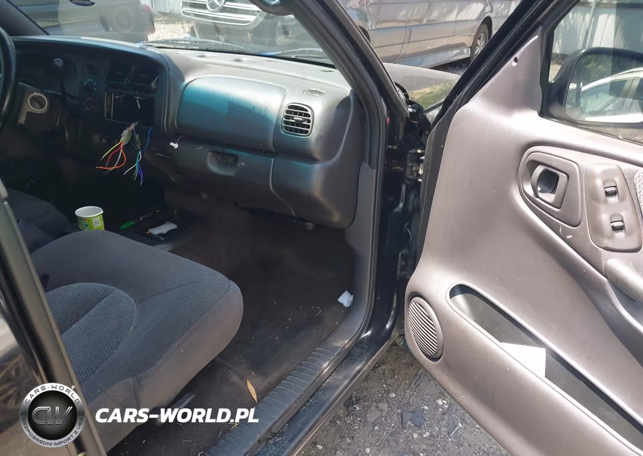 2000 Dodge Durango VIN:1B4HR28Y9YF169146 - 5