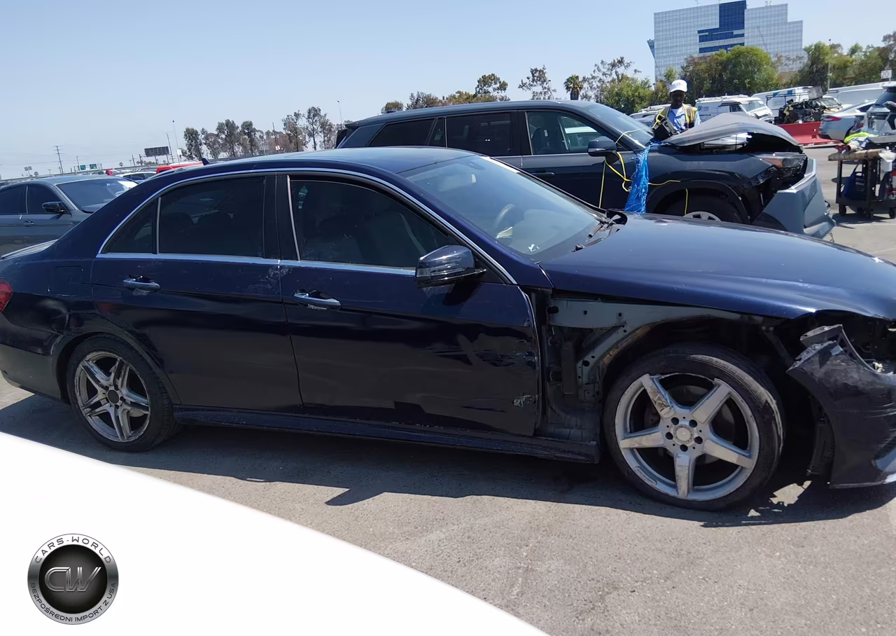 2014 Mercedes-Benz E 350 4Matic VIN:WDDHF8JB2EA889715 - 14