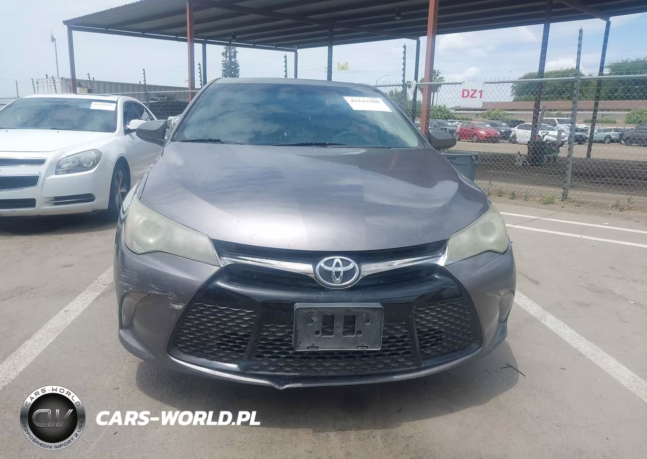2016 Toyota Camry Xse VIN:4T1BF1FK7GU600339 - 12