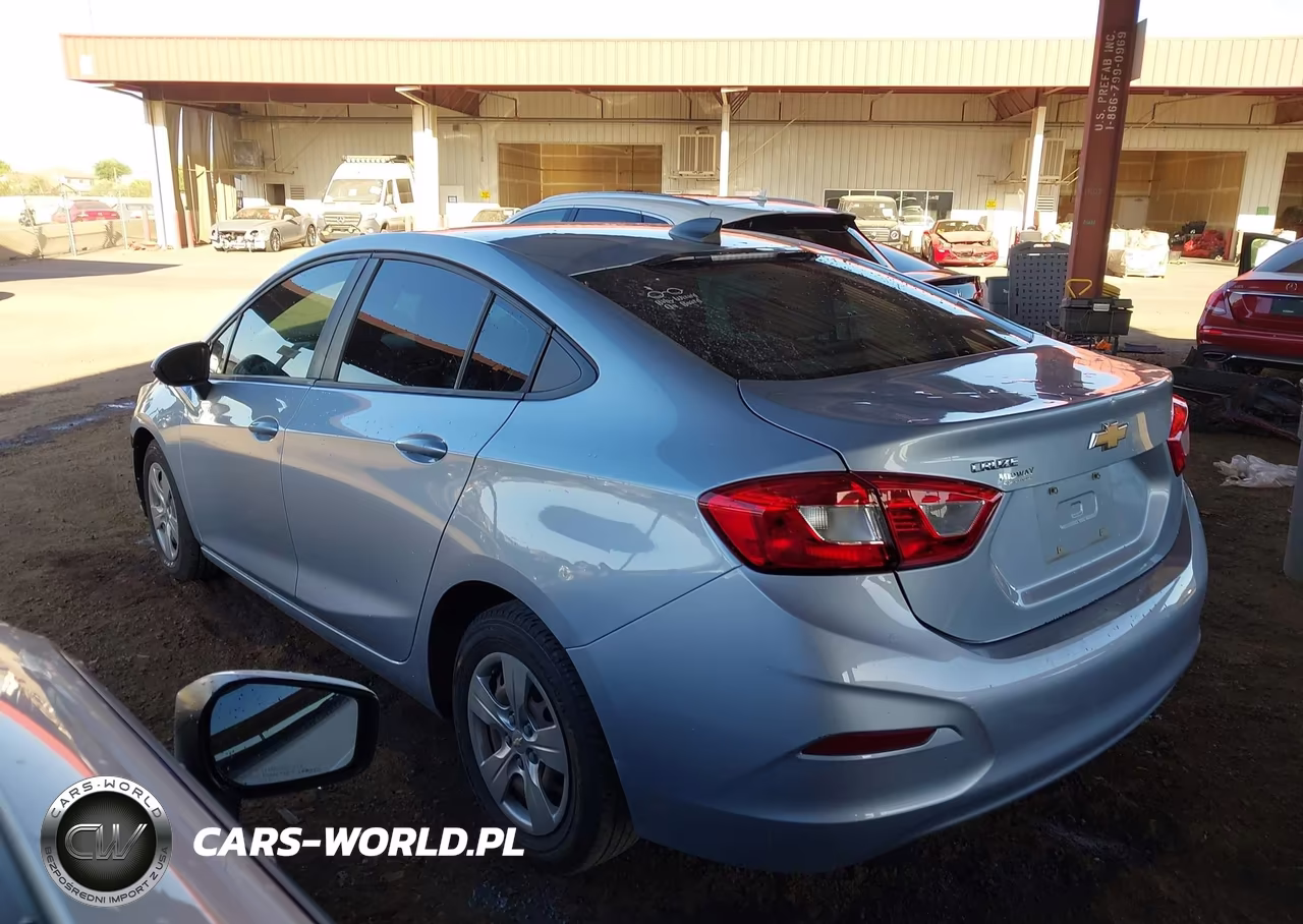 2018 Chevrolet Cruze Ls Auto VIN:1G1BC5SM6J7137409 - 3