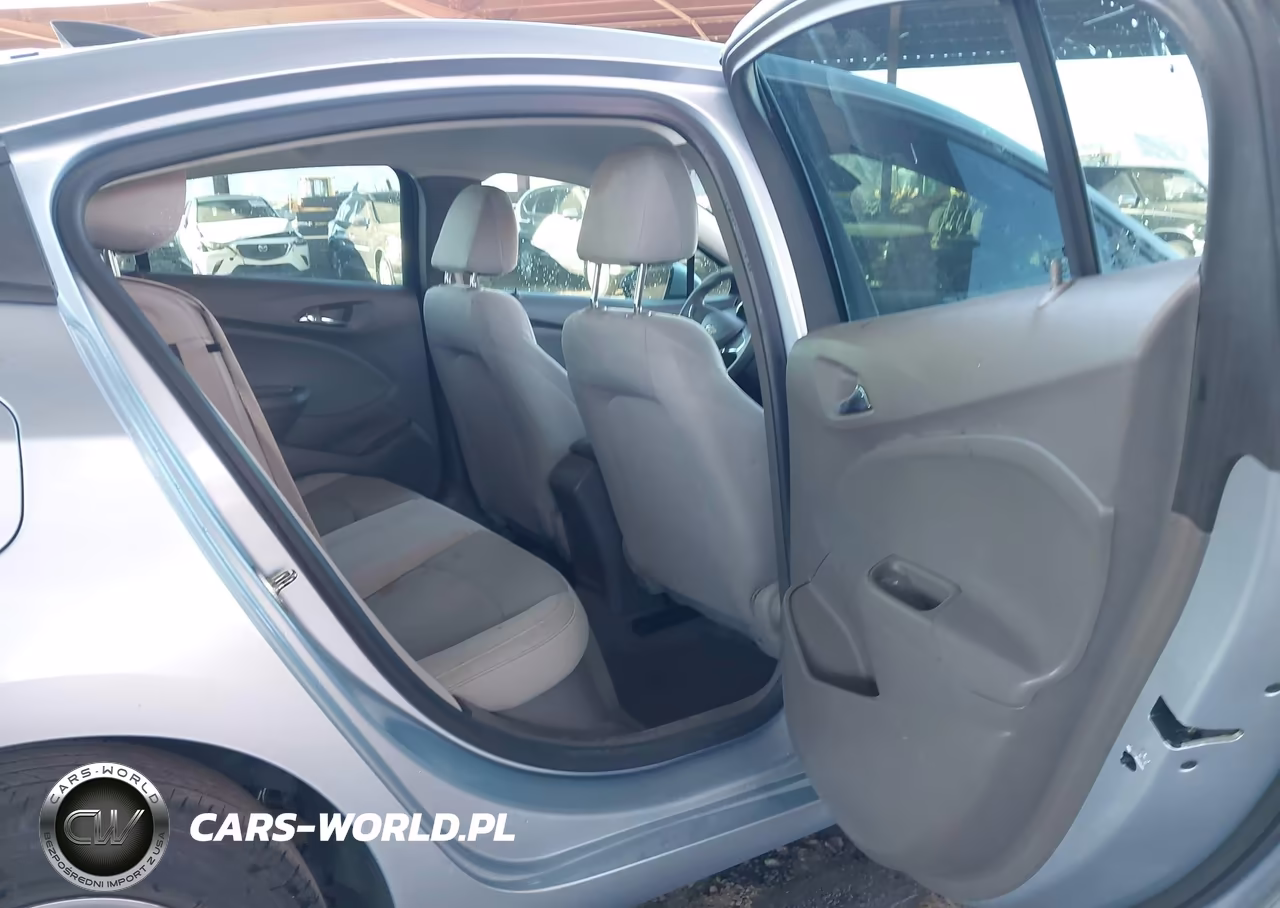 2018 Chevrolet Cruze Ls Auto VIN:1G1BC5SM6J7137409 - 8