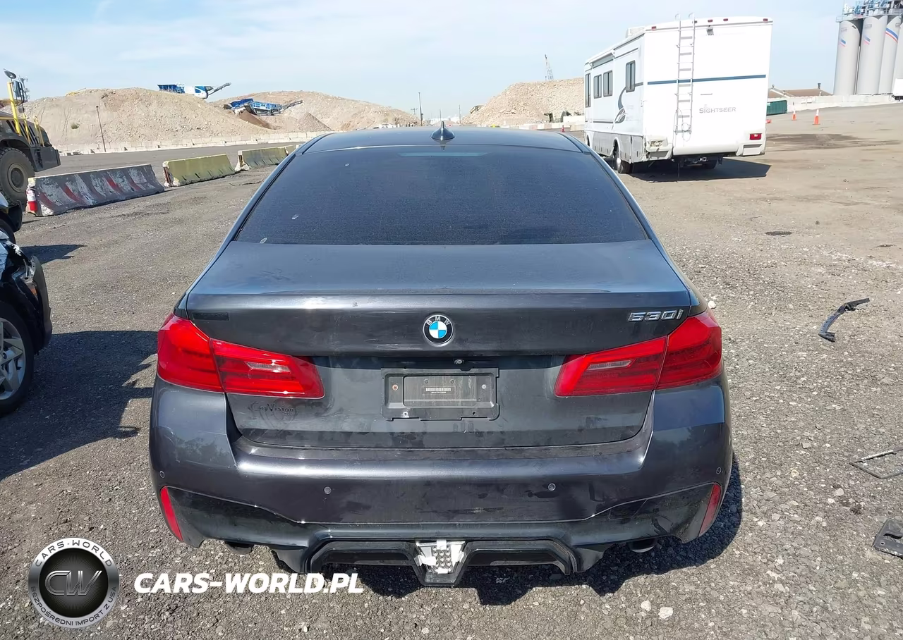 2018 BMW 530I xDrive VIN:WBAJA7C50JG908598 - 16