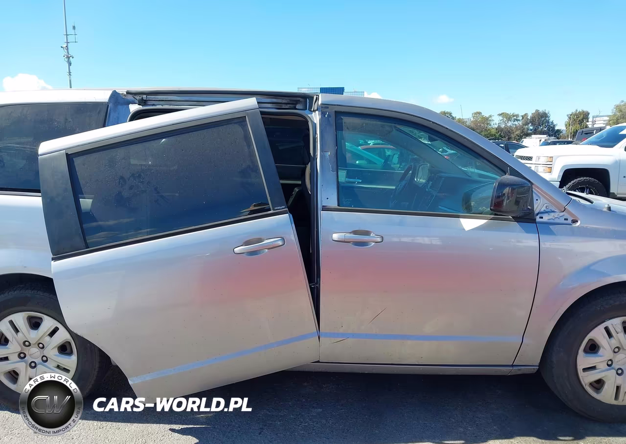 2018 Dodge Grand Caravan Se VIN:2C4RDGBG9JR161274 - 13