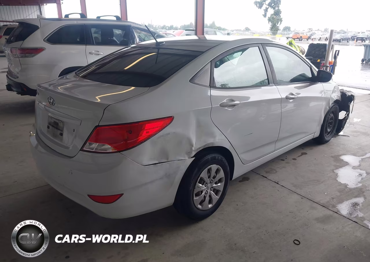 2017 Hyundai Accent Se VIN:KMHCT4AE7HU377933 - 4