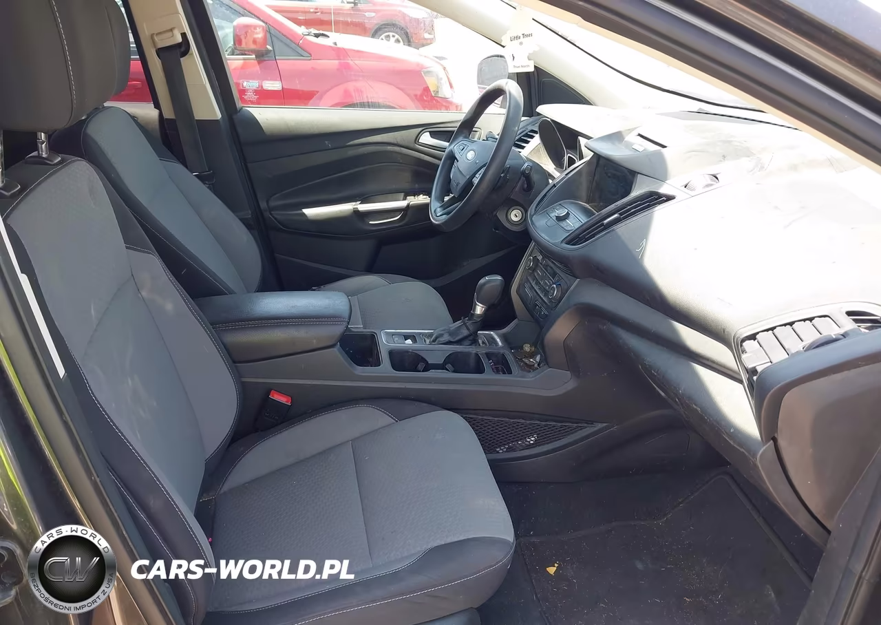 2017 Ford Escape Se VIN:1FMCU0GD7HUC63564 - 5
