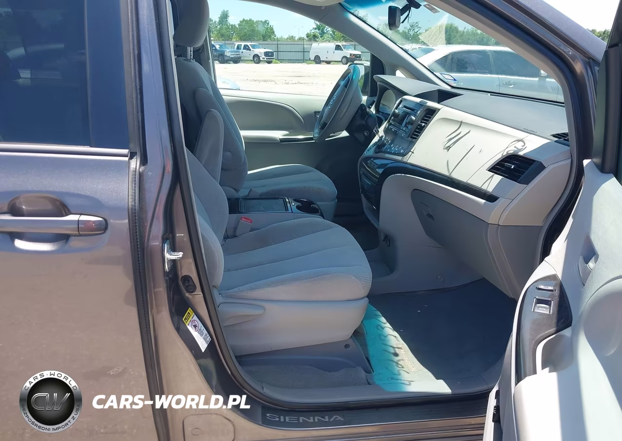 2013 Toyota Sienna Le V6 8 Passenger VIN:5TDKK3DC2DS372144 - 5