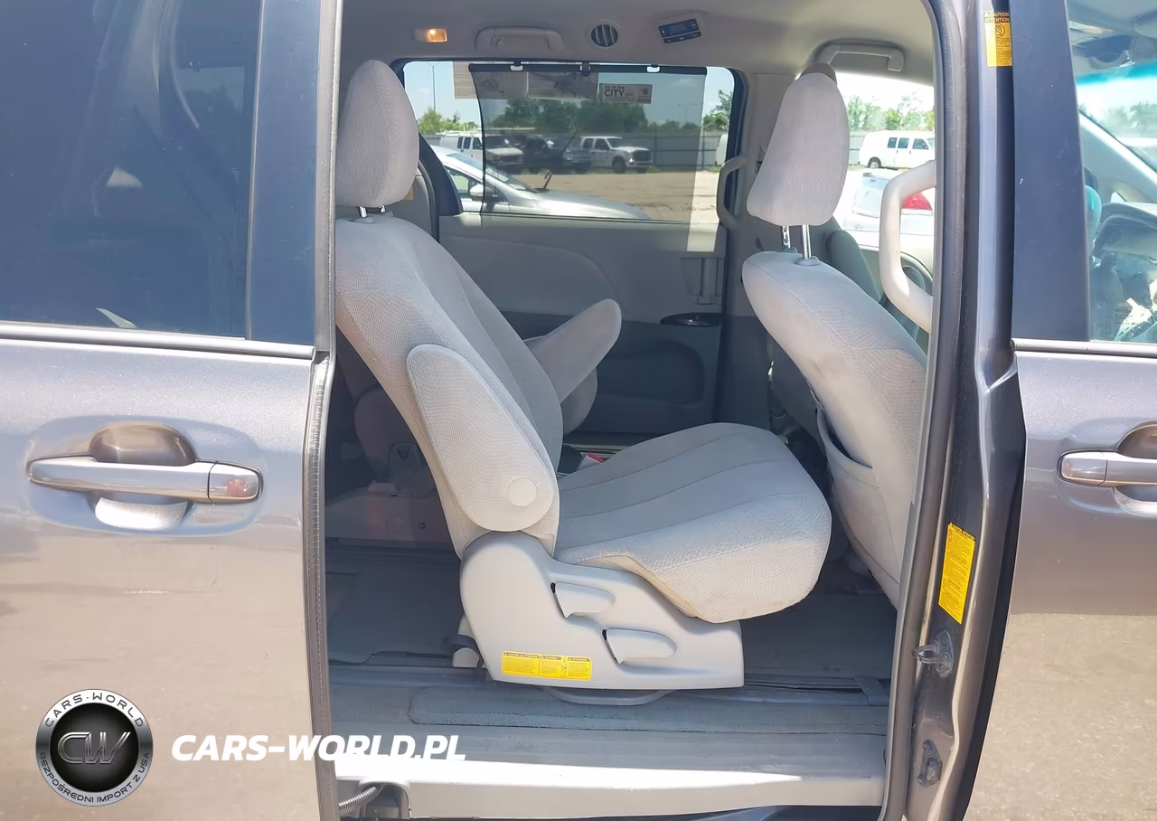 2013 Toyota Sienna Le V6 8 Passenger VIN:5TDKK3DC2DS372144 - 8