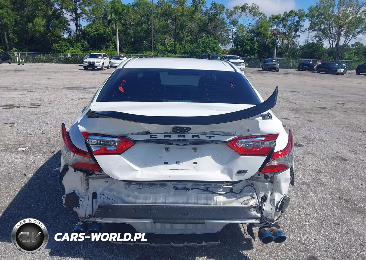 2018 Toyota Camry Se VIN:4T1B11HK5JU043708 - 6