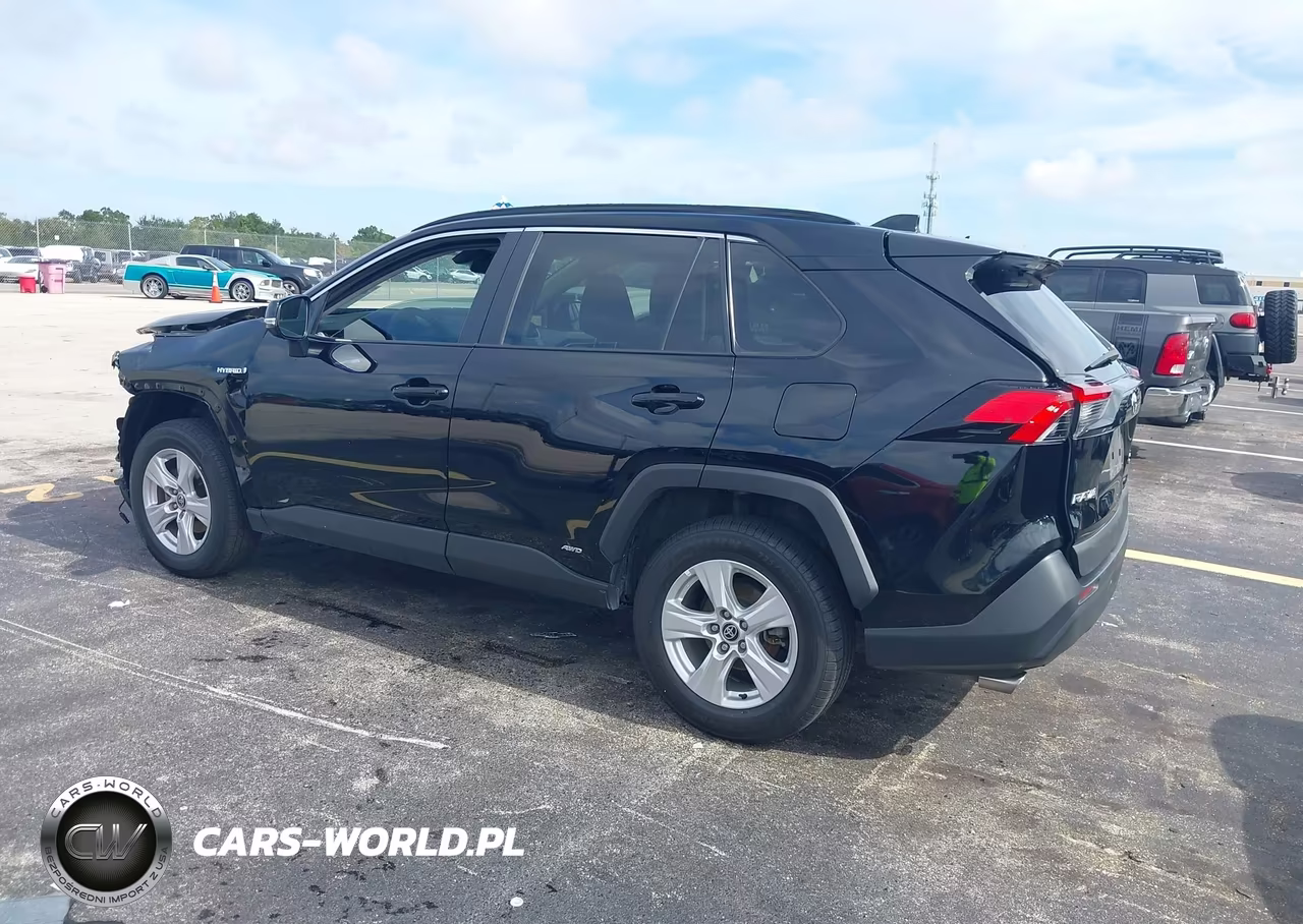 2021 Toyota Rav4 Hybrid Xle VIN:2T3RWRFV7MW128640 - 3