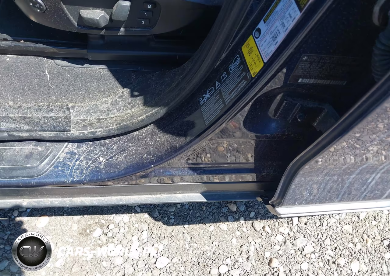 2011 BMW X3 xDrive28I VIN:5UXWX5C52BL715582 - 9