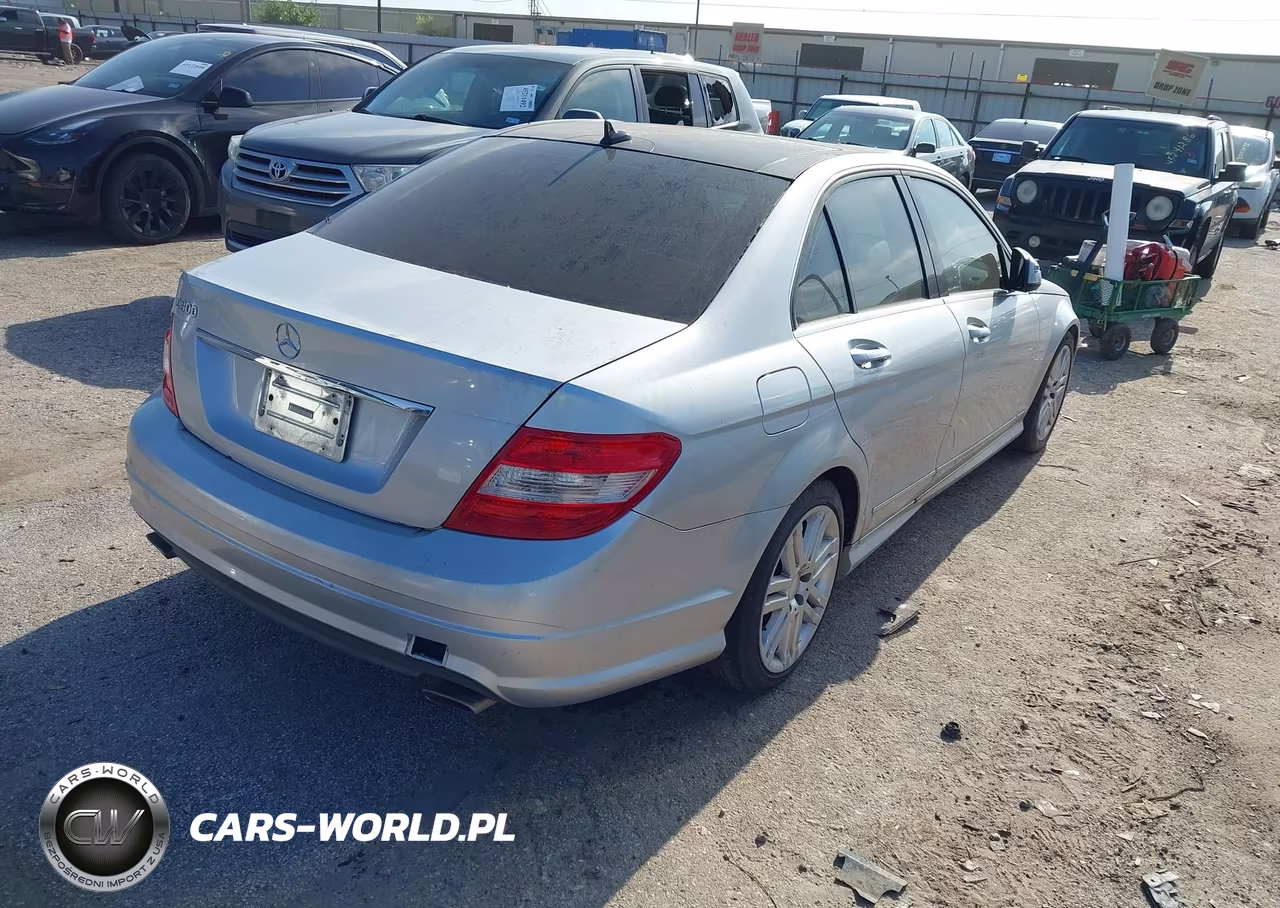 2008 Mercedes-Benz C 300 Luxury-Sport VIN:WDDGF54X18R021289 - 4
