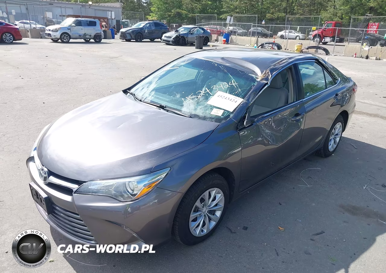 2015 Toyota Camry Le VIN:4T1BF1FK7FU991930 - 6