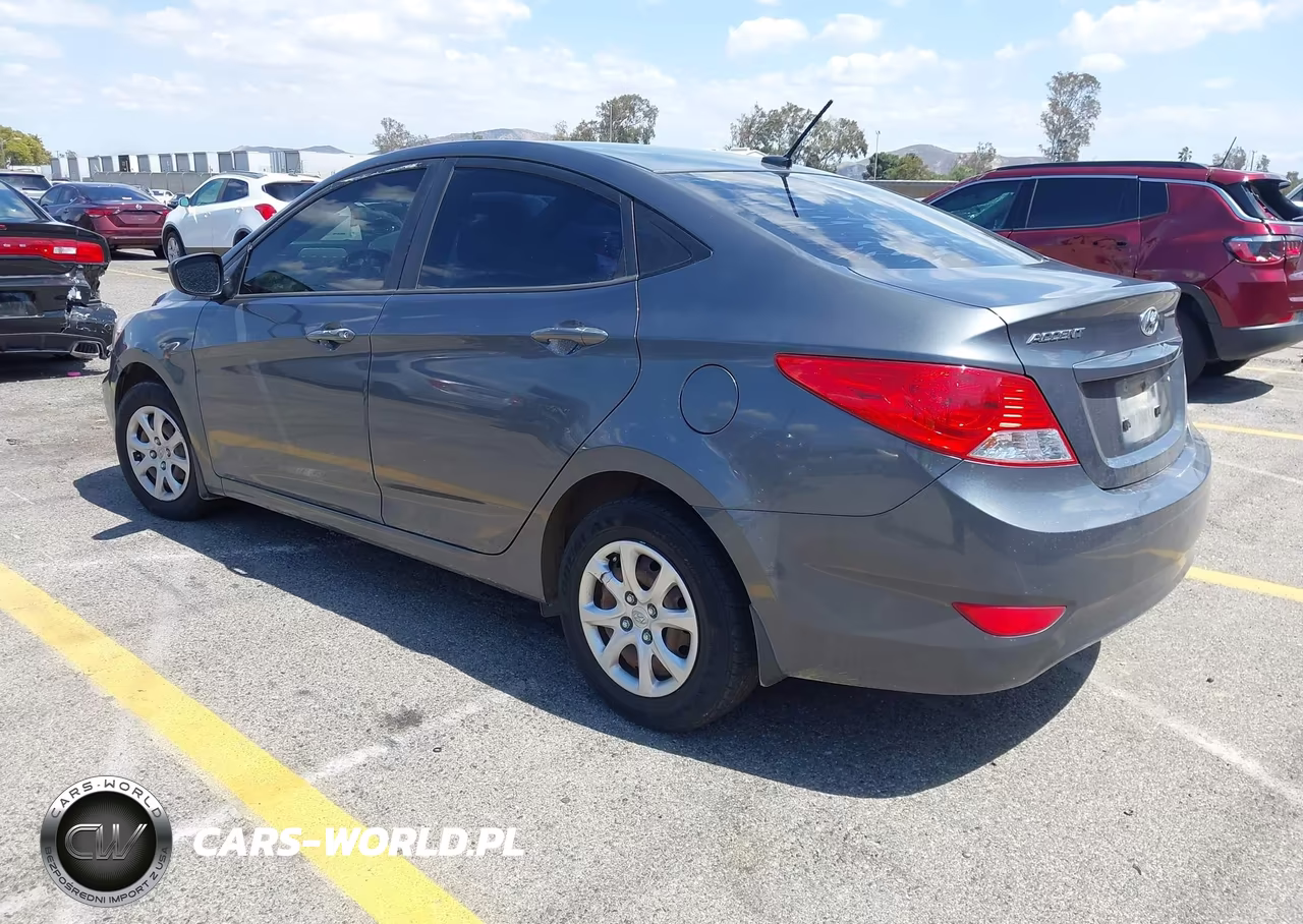 2013 Hyundai Accent Gls VIN:KMHCT4AE5DU281972 - 3