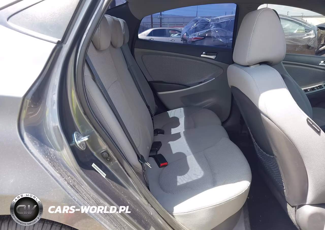 2013 Hyundai Accent Gls VIN:KMHCT4AE5DU281972 - 8