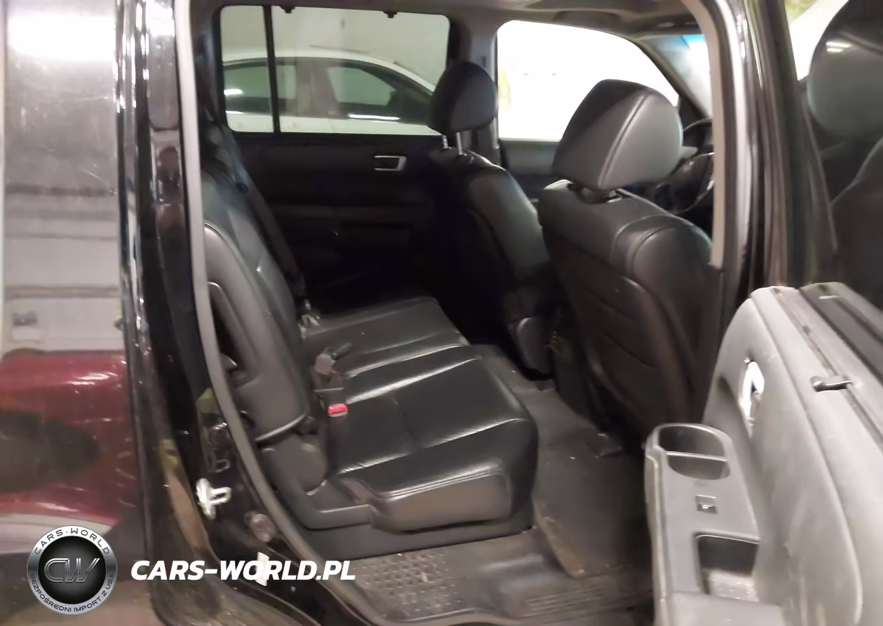 2011 Honda Pilot Touring VIN:5FNYF4H98BB017547 - 8
