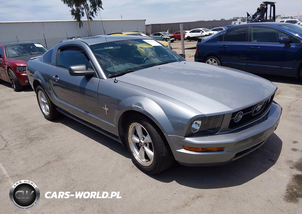 2007 Ford Mustang V6 Deluxe-V6 Premium