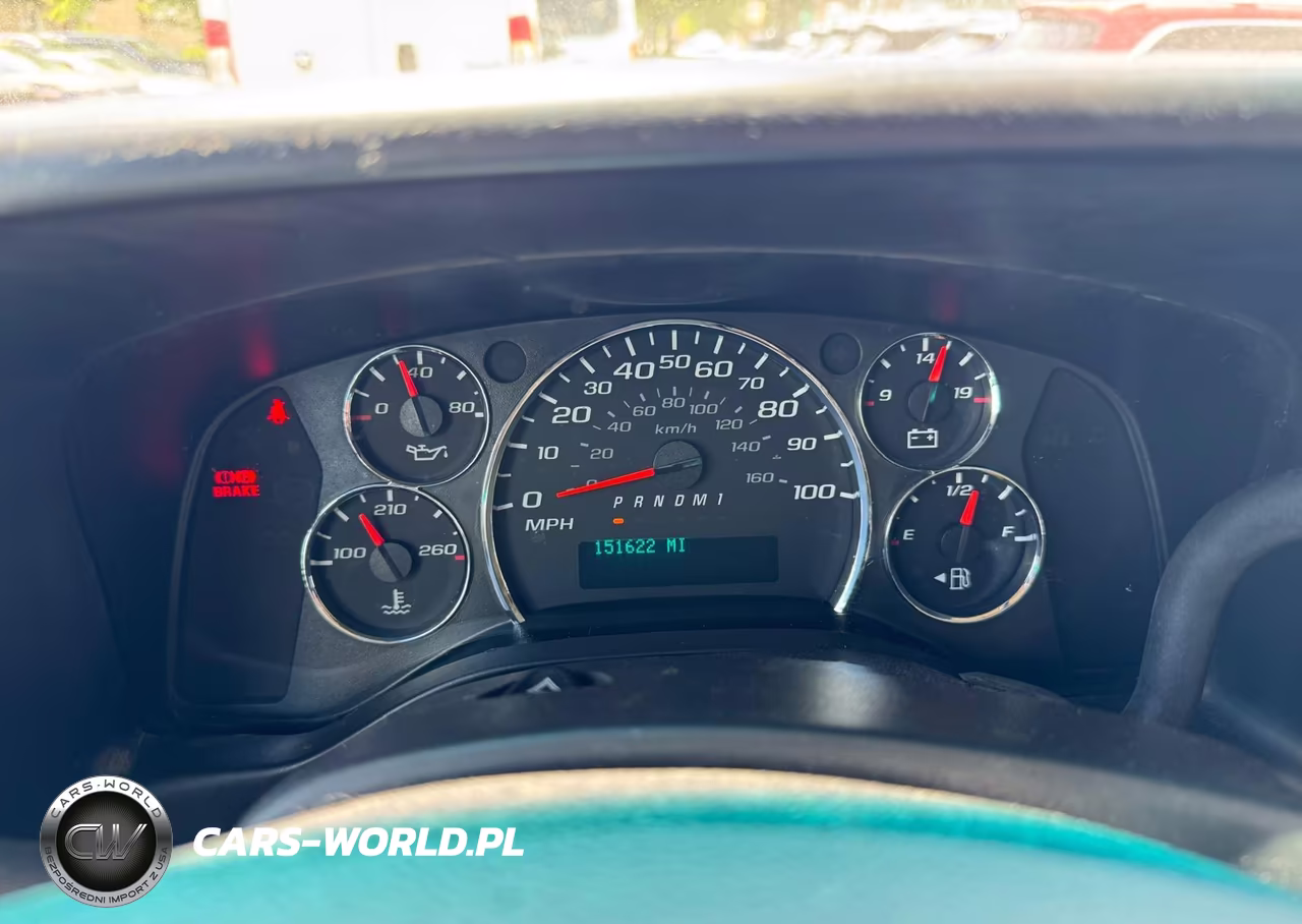 2018 Chevrolet Express G2500 VIN:1GCWGAFG6J1226958 - 7