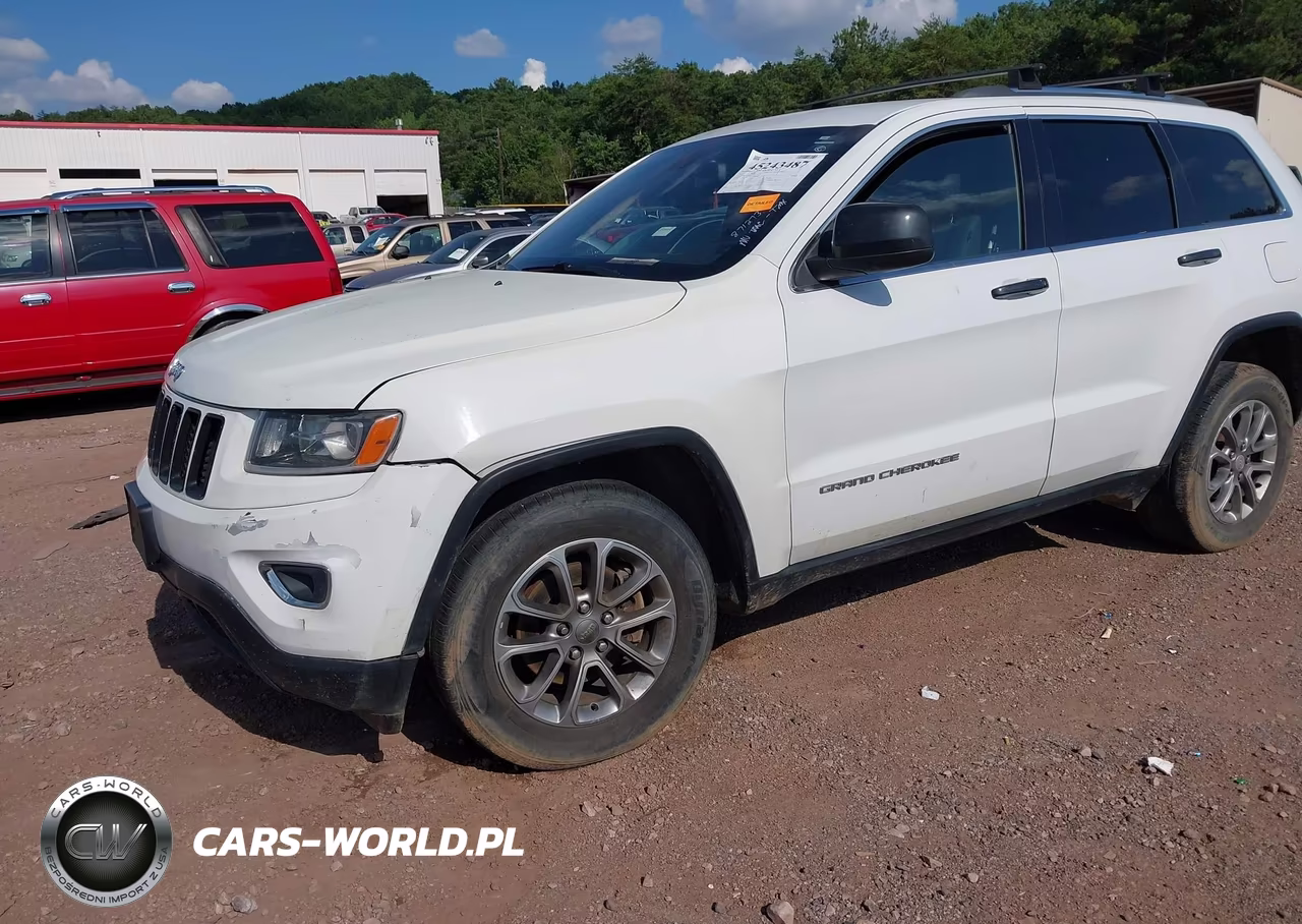 2015 Jeep Grand Cherokee Laredo VIN:1C4RJFAG1FC871273 - 2
