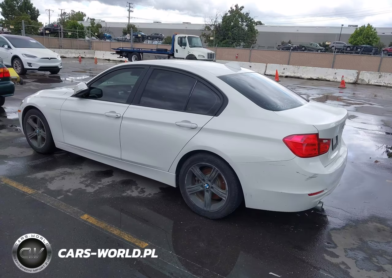 2013 BMW 320I VIN:WBA3B1C50DK129383 - 3