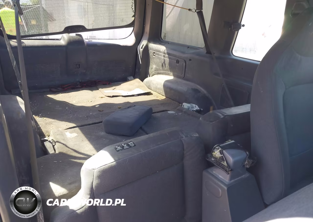 2001 Ford Explorer Sport VIN:1FMYU70E51UA43959 - 8