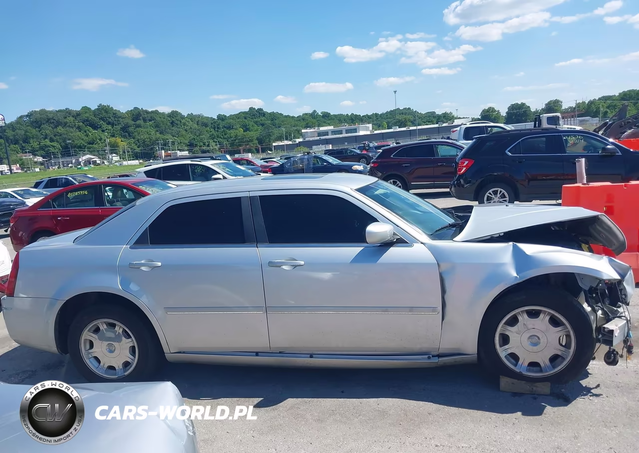 2005 Chrysler 300 Touring VIN:2C3JA53G55H674921 - 14