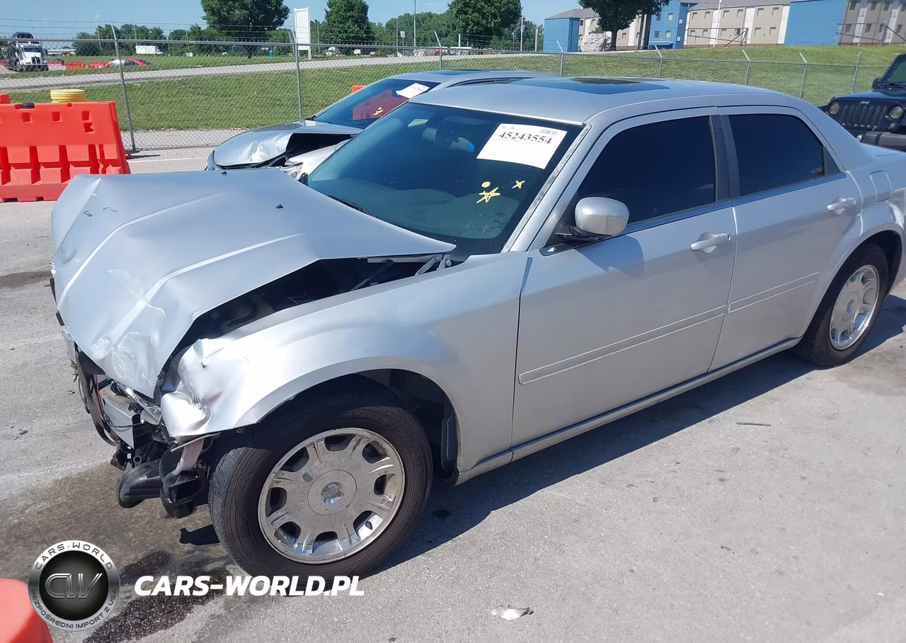 2005 Chrysler 300 Touring VIN:2C3JA53G55H674921 - 2