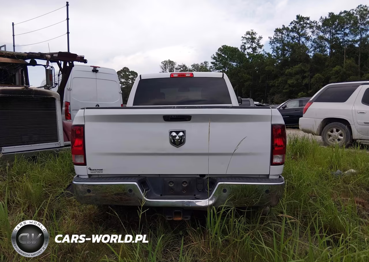 2017 Ram 2500 Tradesman 4X2 6'4 Box VIN:3C6UR4CJ9HG611727 - 16