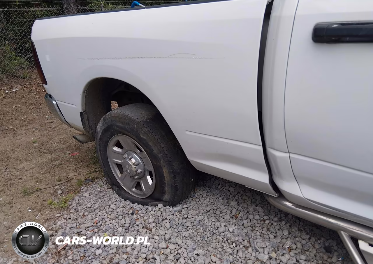 2017 Ram 2500 Tradesman 4X2 6'4 Box VIN:3C6UR4CJ9HG611727 - 6