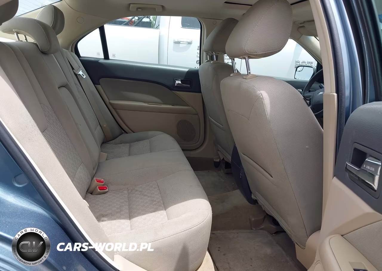 2011 Ford Fusion Se VIN:3FAHP0HA3BR103451 - 8