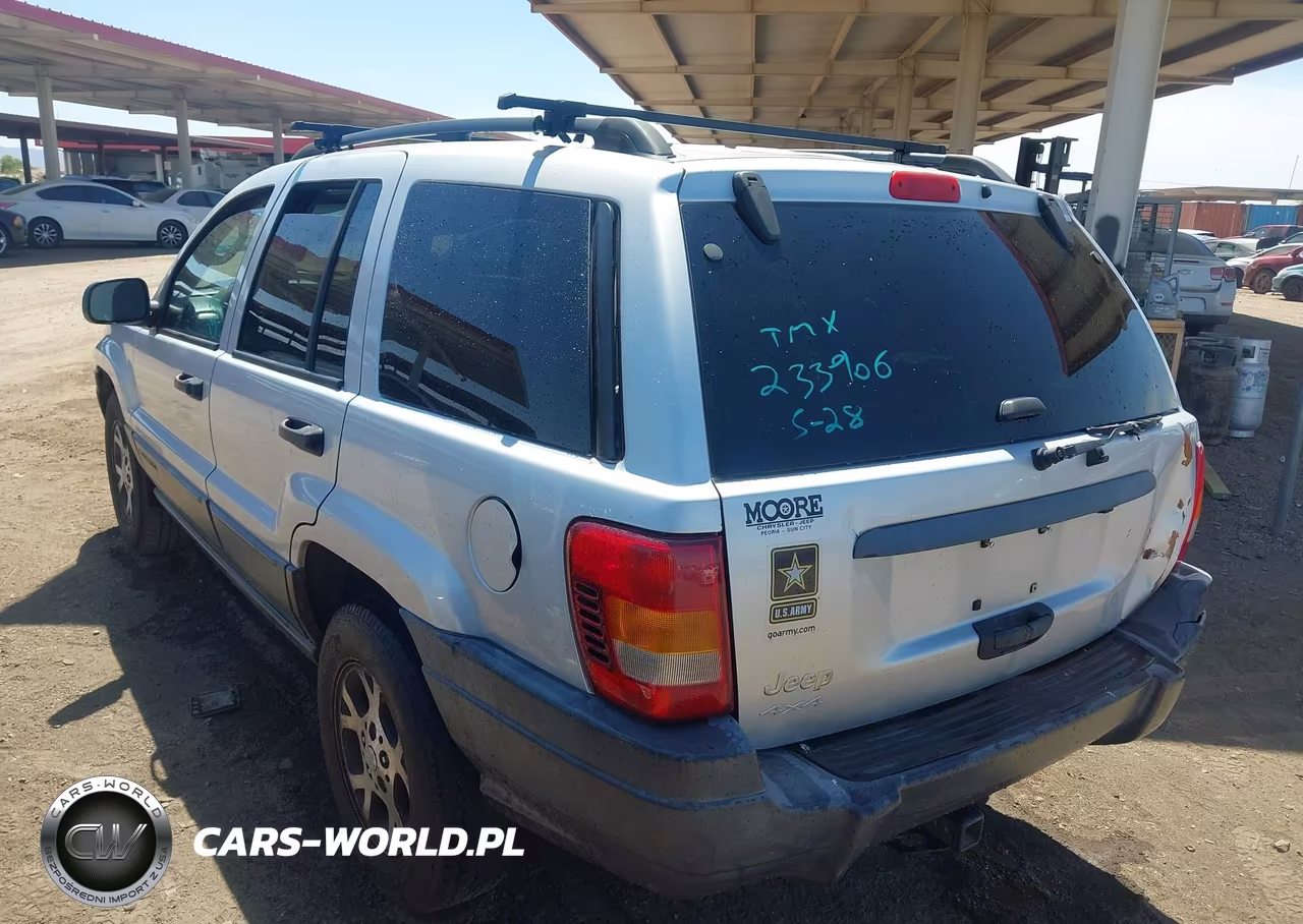 2004 Jeep Grand Cherokee Laredo VIN:1J4GW48S44C233906 - 3