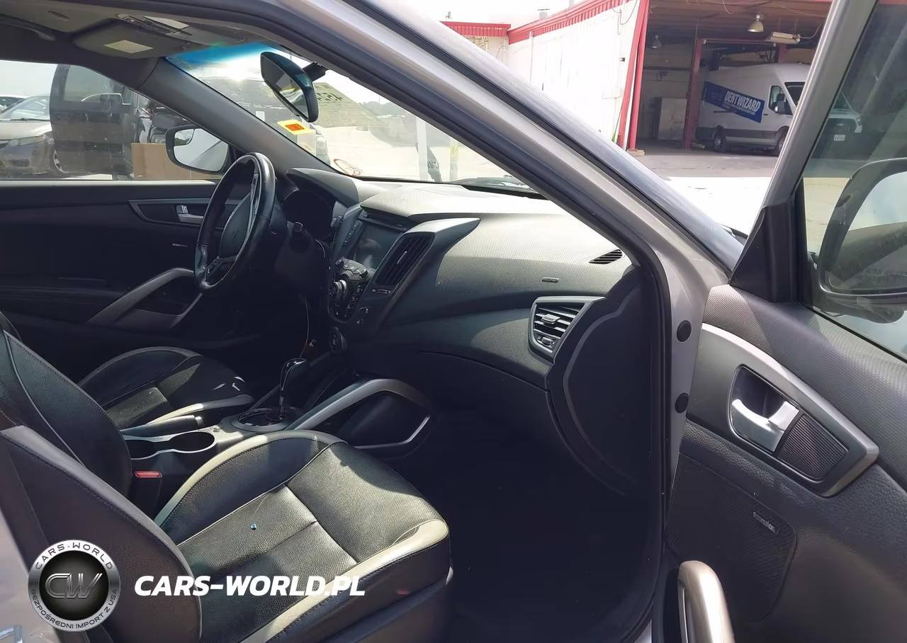 2014 Hyundai Veloster Turbo W-Black VIN:KMHTC6AE9EU200680 - 5