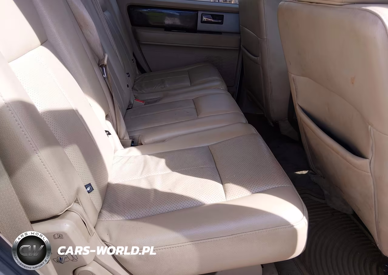 2007 Ford Expedition Eddie Bauer VIN:1FMFU17567LA73609 - 8