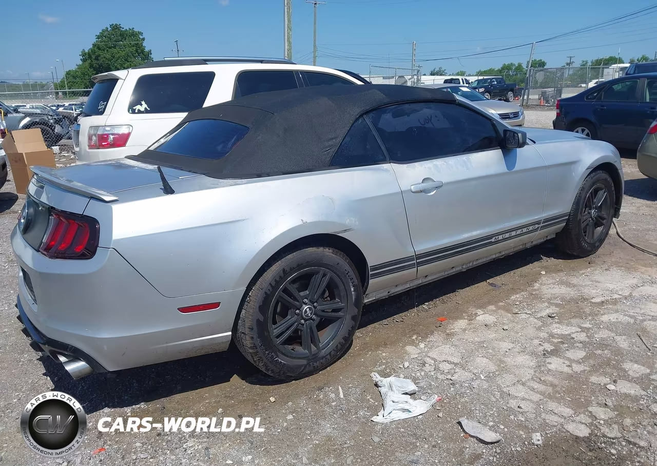 2013 Ford Mustang V6 VIN:1ZVBP8EM5D5214373 - 4