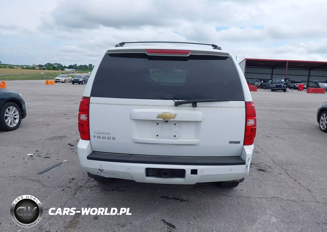 2011 Chevrolet Tahoe Lt VIN:1GNSKBE06BR390681 - 16