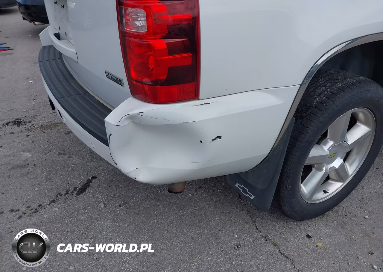 2011 Chevrolet Tahoe Lt VIN:1GNSKBE06BR390681 - 6