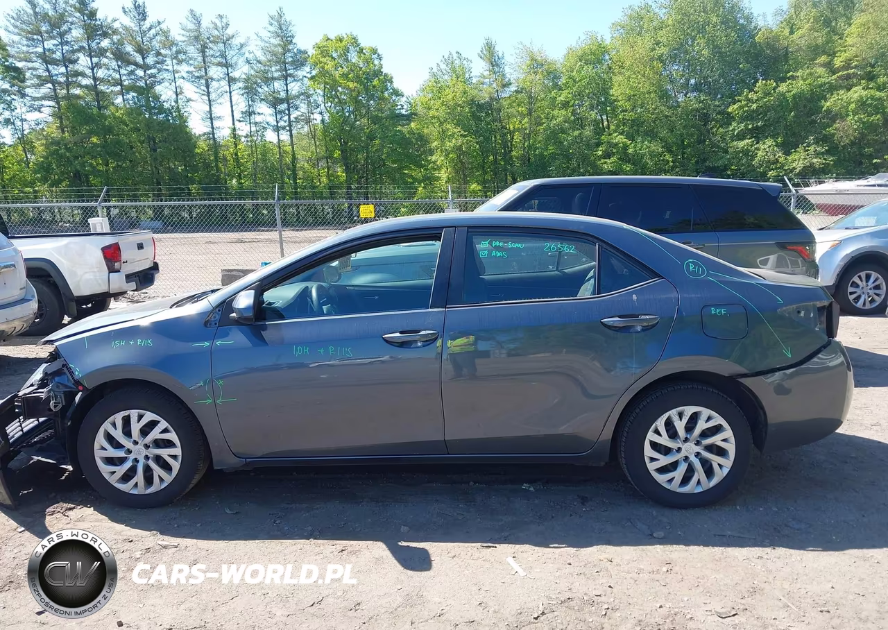 2017 Toyota Corolla Le VIN:2T1BURHE4HC917817 - 14