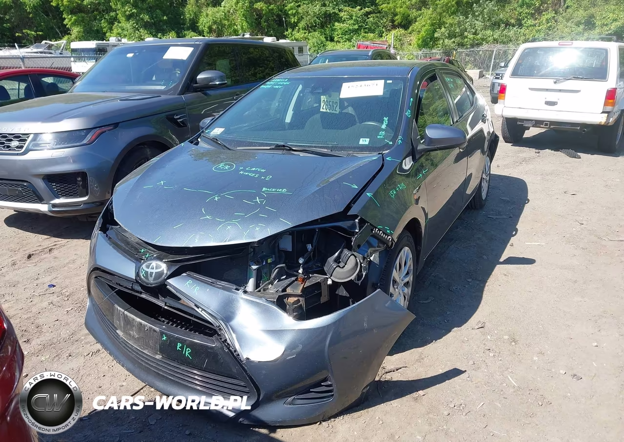 2017 Toyota Corolla Le VIN:2T1BURHE4HC917817 - 2